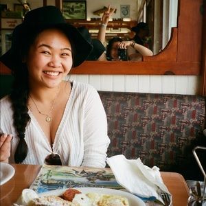 Meet your Posher, Angelica